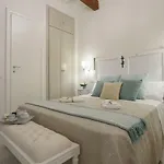 Апартаменты Accademia Gallery Charming Флоренция