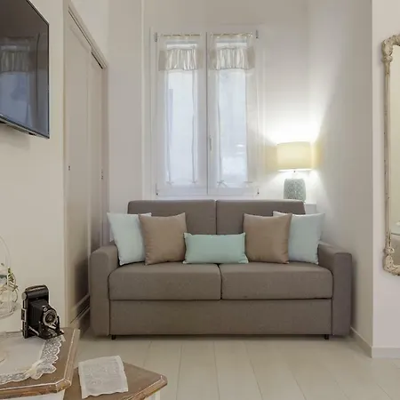 Accademia Gallery Charming Apartamento *